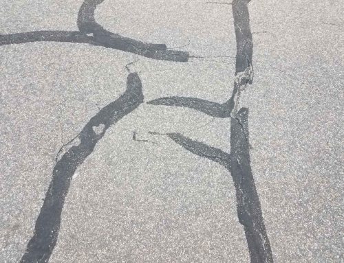Can You Apply Asphalt Crack Filler in Cold Fall Weather? Temperature Thresholds and Best Practices